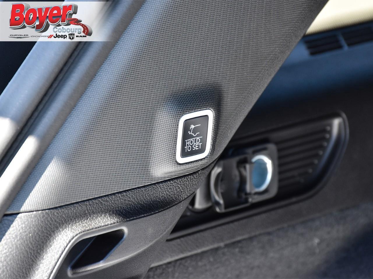 2025 Jeep Grand Cherokee Summit Photo