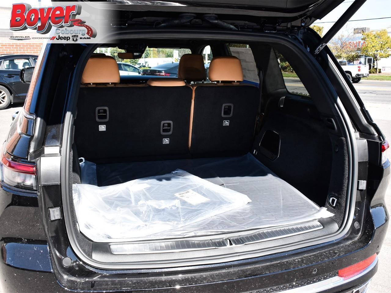 2025 Jeep Grand Cherokee Summit Was MSRP $91,130 DUAL-PANE PANORAMIC SUNROO Photo