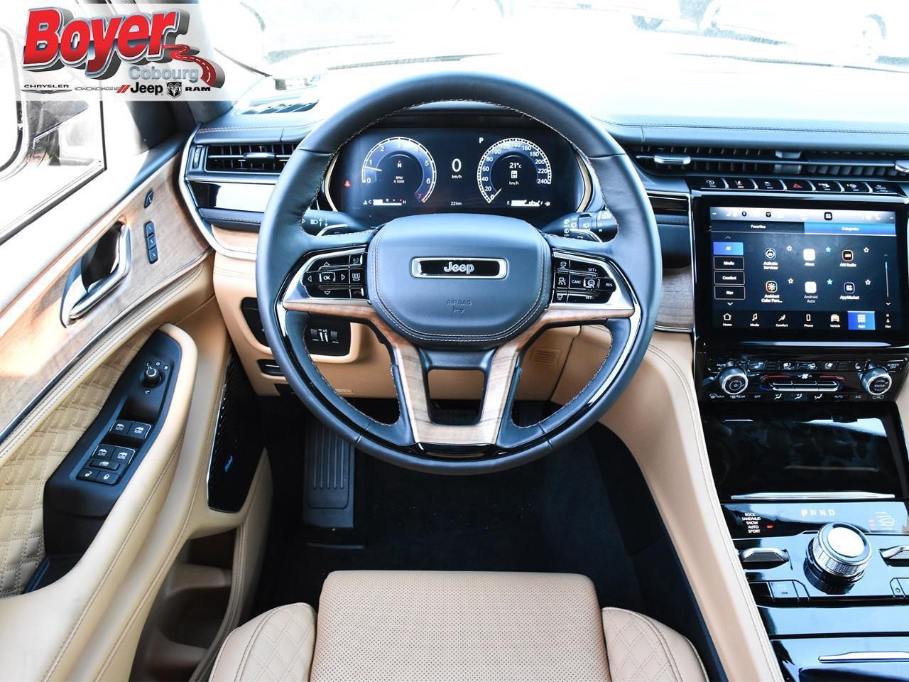2025 Jeep Grand Cherokee Summit Was MSRP $91,130 DUAL-PANE PANORAMIC SUNROO Photo