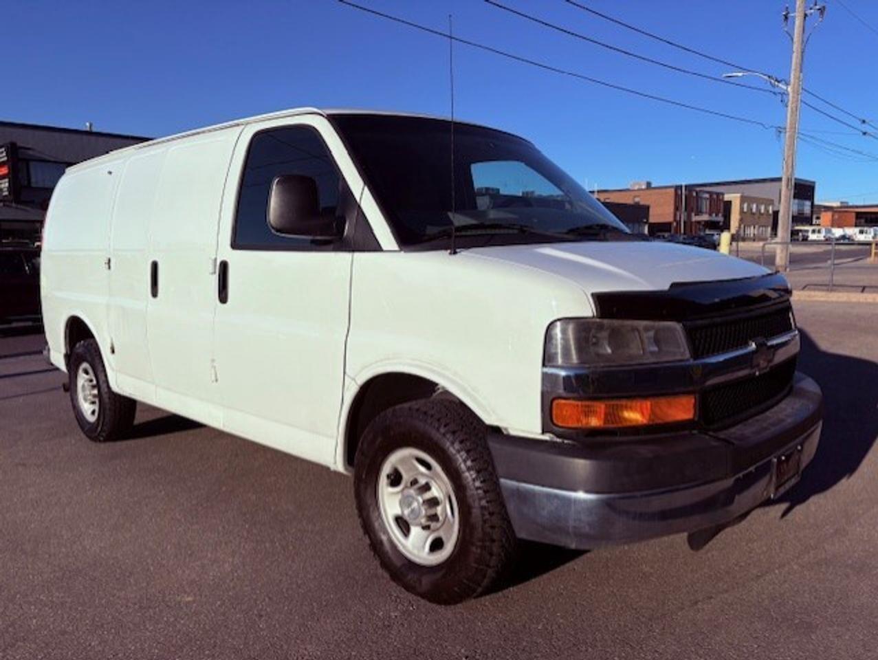2013 Chevrolet Express 2500 4.8L V8 NO WINDOWS-DIVIDER-SHELVES-CERTIFIED! Photo