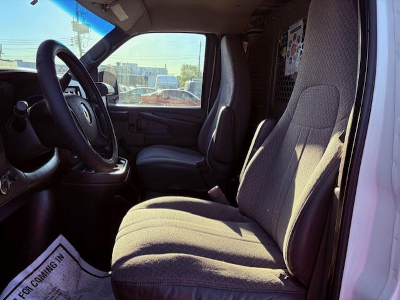 2013 Chevrolet Express 2500 4.8L V8 NO WINDOWS-DIVIDER-SHELVES-CERTIFIED! Photo