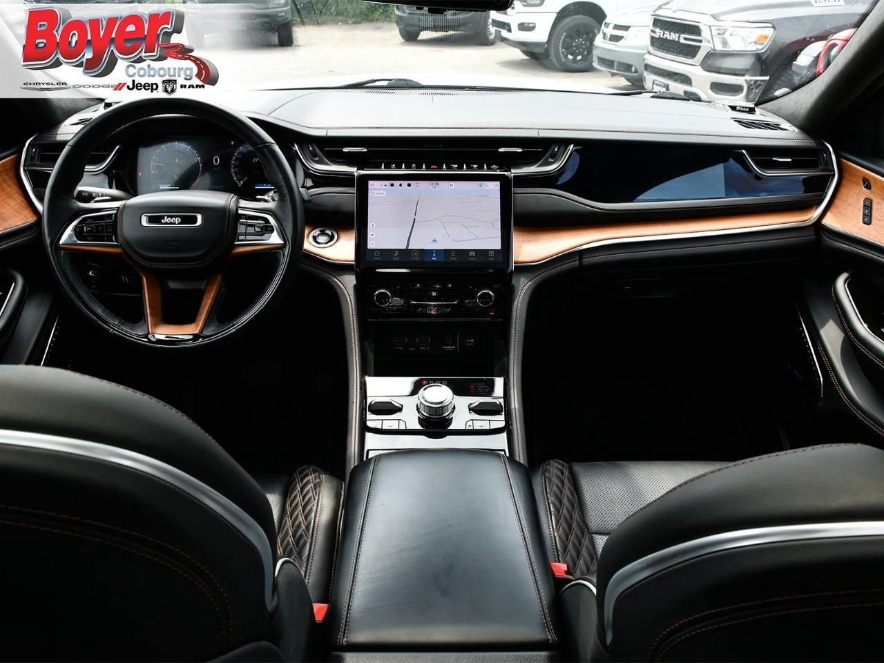 2022 Jeep Grand Cherokee Summit Photo