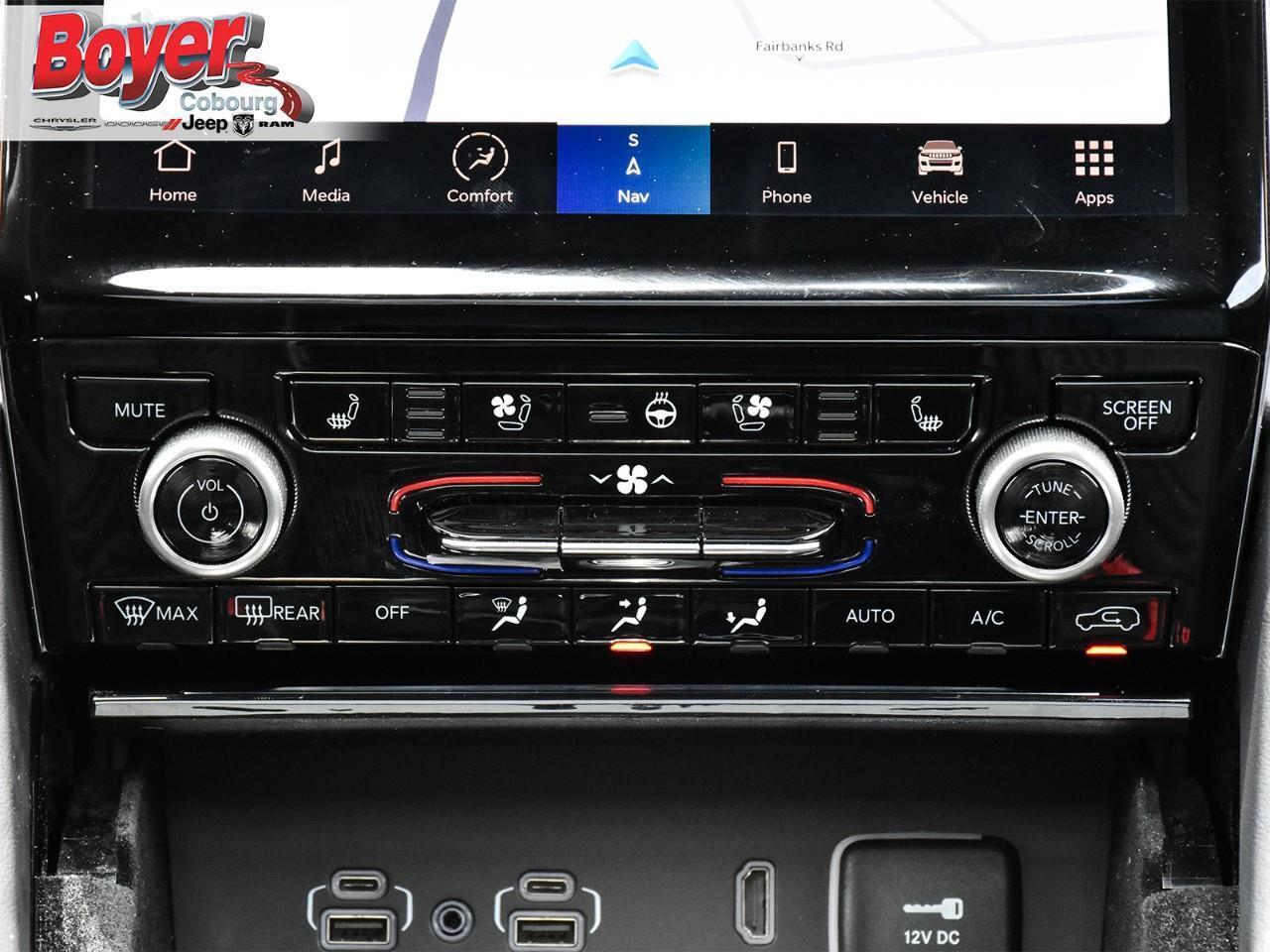 2022 Jeep Grand Cherokee Summit Photo