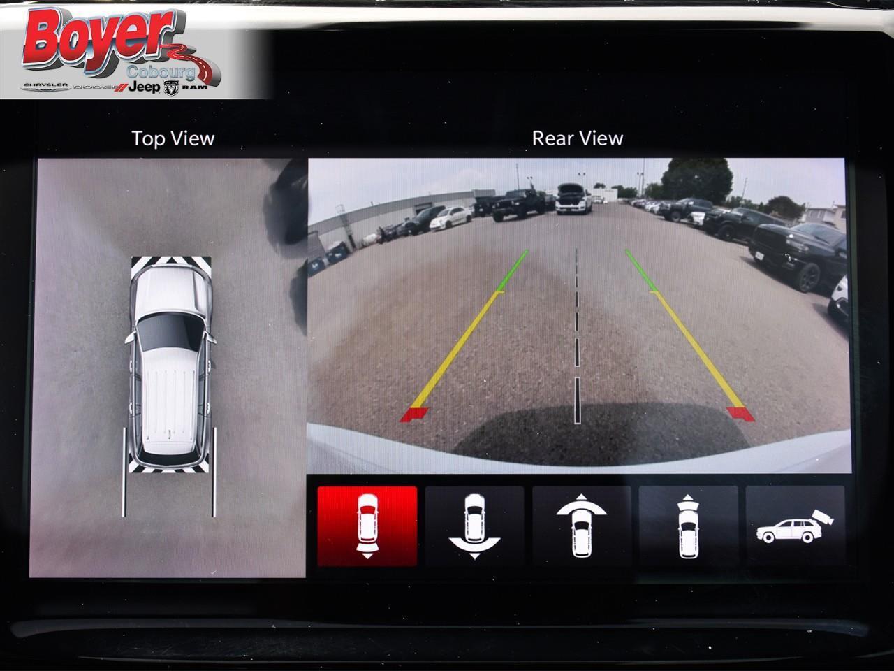 2022 Jeep Grand Cherokee Summit Photo