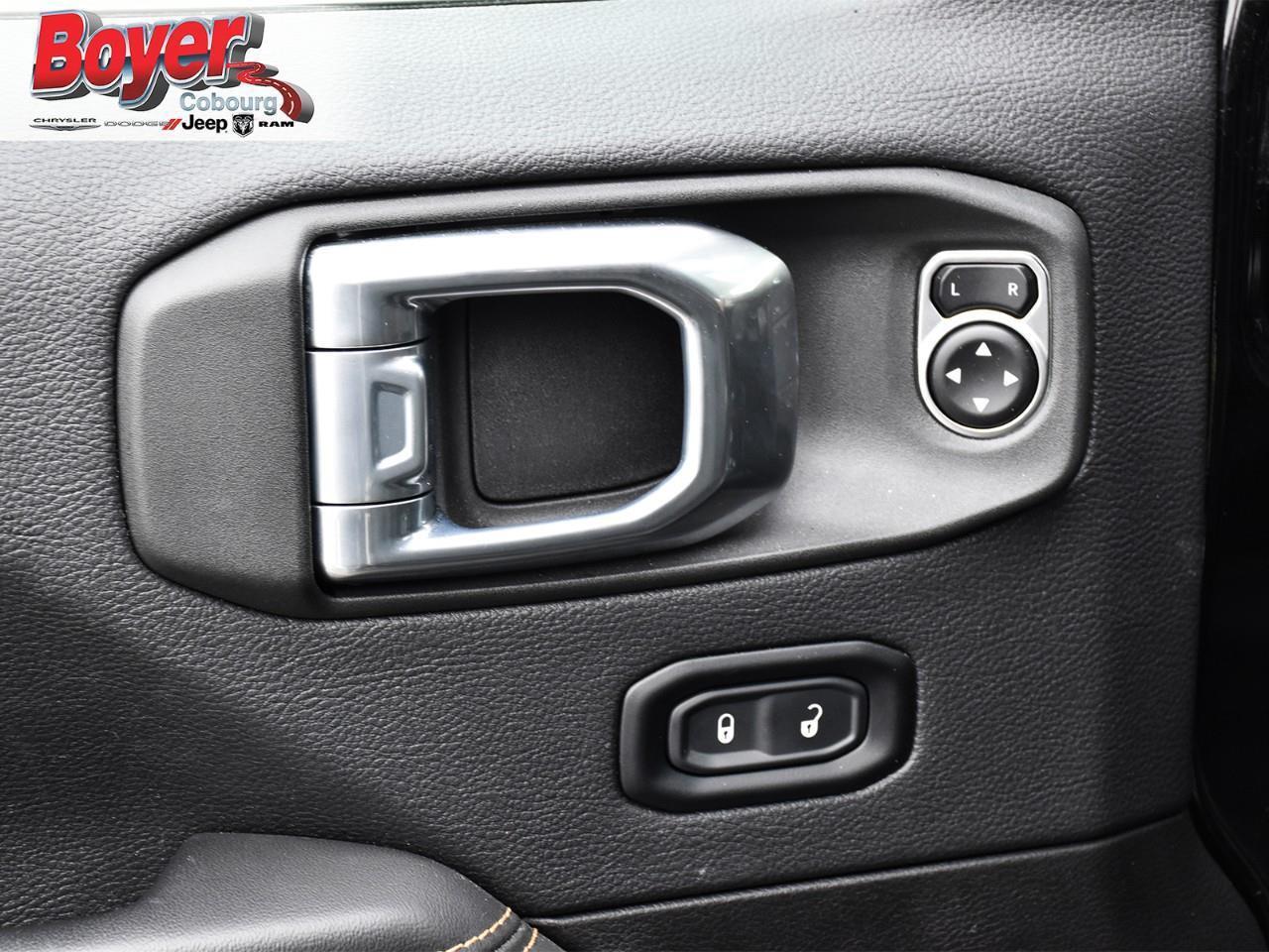 2025 Jeep Wrangler Sahara WAS MSRP $77580 SKYROOF ONE-TOUCH POWER ROO Photo