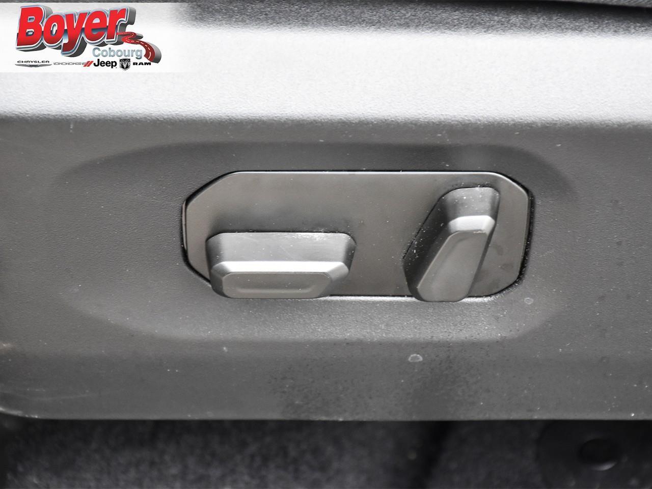 2025 Jeep Wrangler Sahara WAS MSRP $77580 SKYROOF ONE-TOUCH POWER ROO Photo