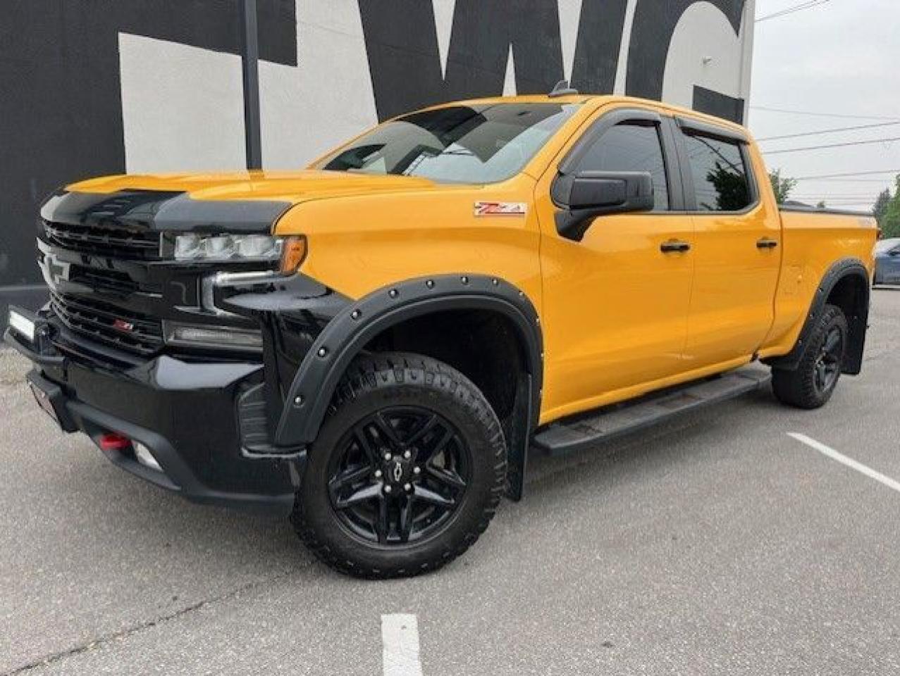 2022 Chevrolet Silverado 1500 LTD LT TRAIL BOSS Z71 4X4 CUSTOM-CREW CAB-NEW TIRES!! Photo