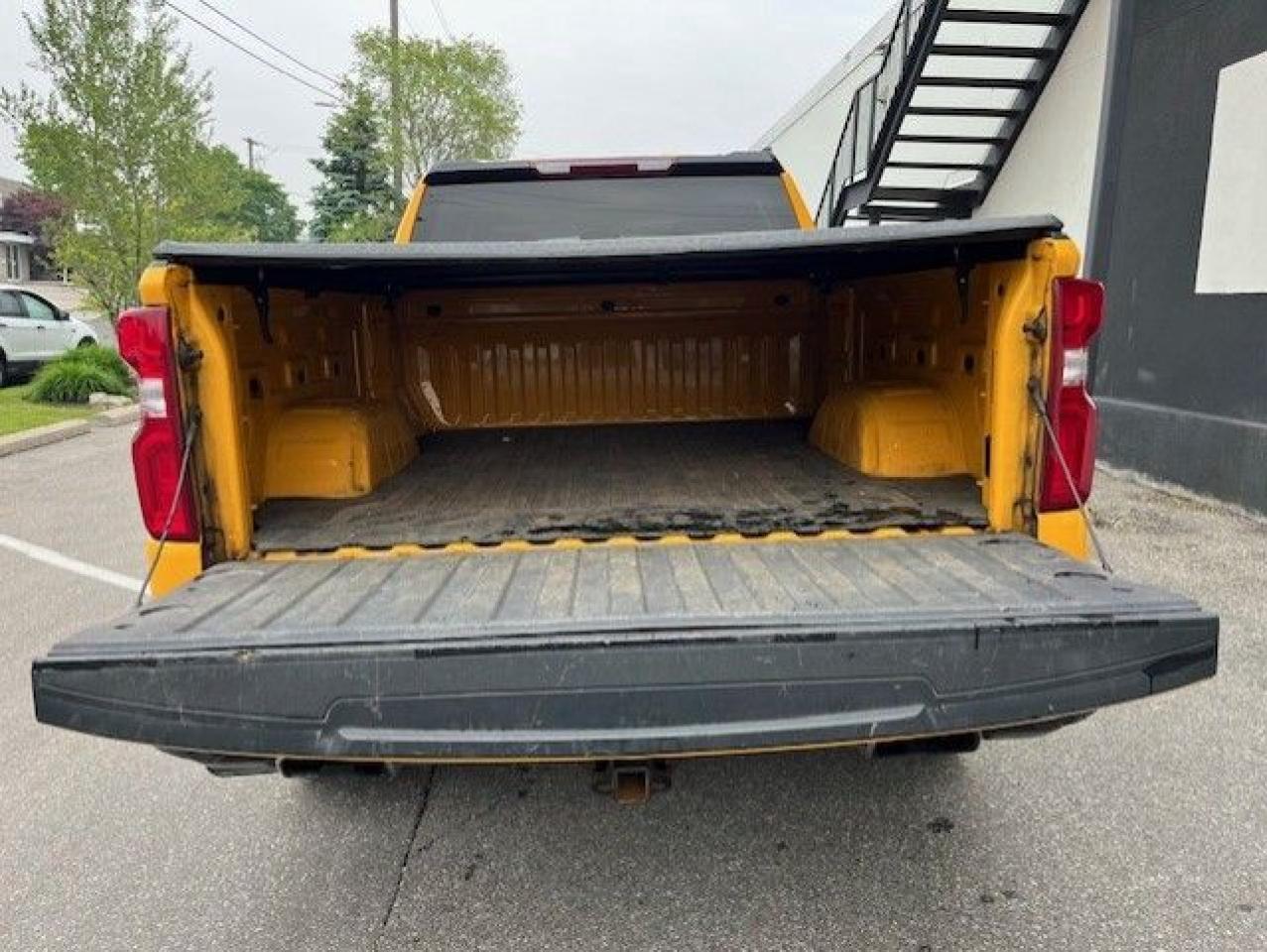 2022 Chevrolet Silverado 1500 LTD LT TRAIL BOSS Z71 4X4 CUSTOM-CREW CAB-NEW TIRES!! Photo