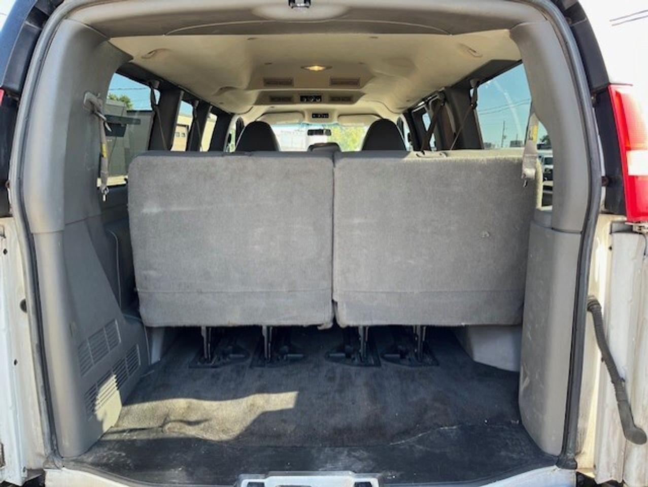 2015 Chevrolet Express Passenger 2500 LT **12 PASSENGER-NEW BRAKES-TIRES-CERTIFIED* Photo