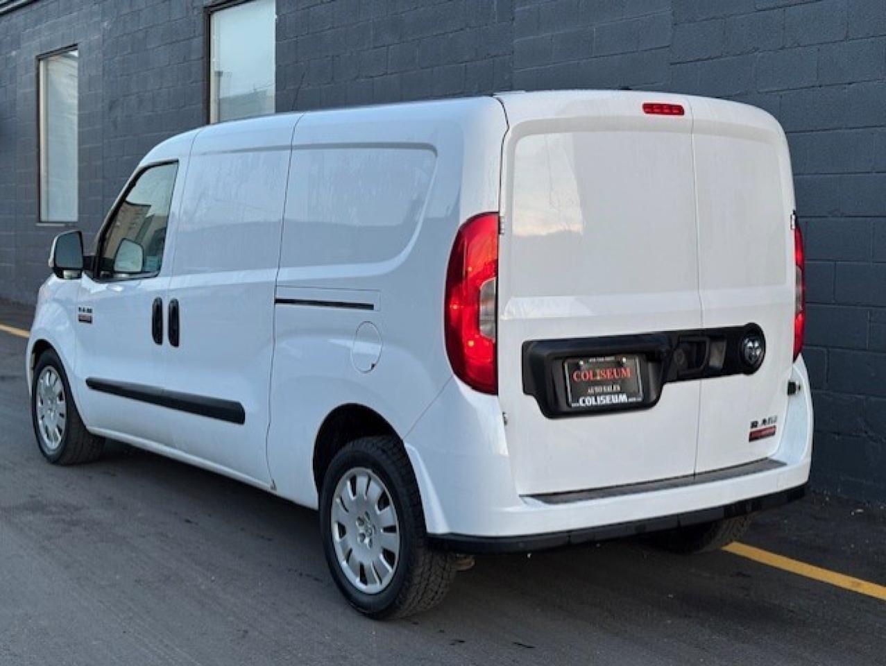 2015 RAM Promaster City Wagon SLT DUAL DOORS-DIVIDER-NO WINDOWS-CAMERA! Photo