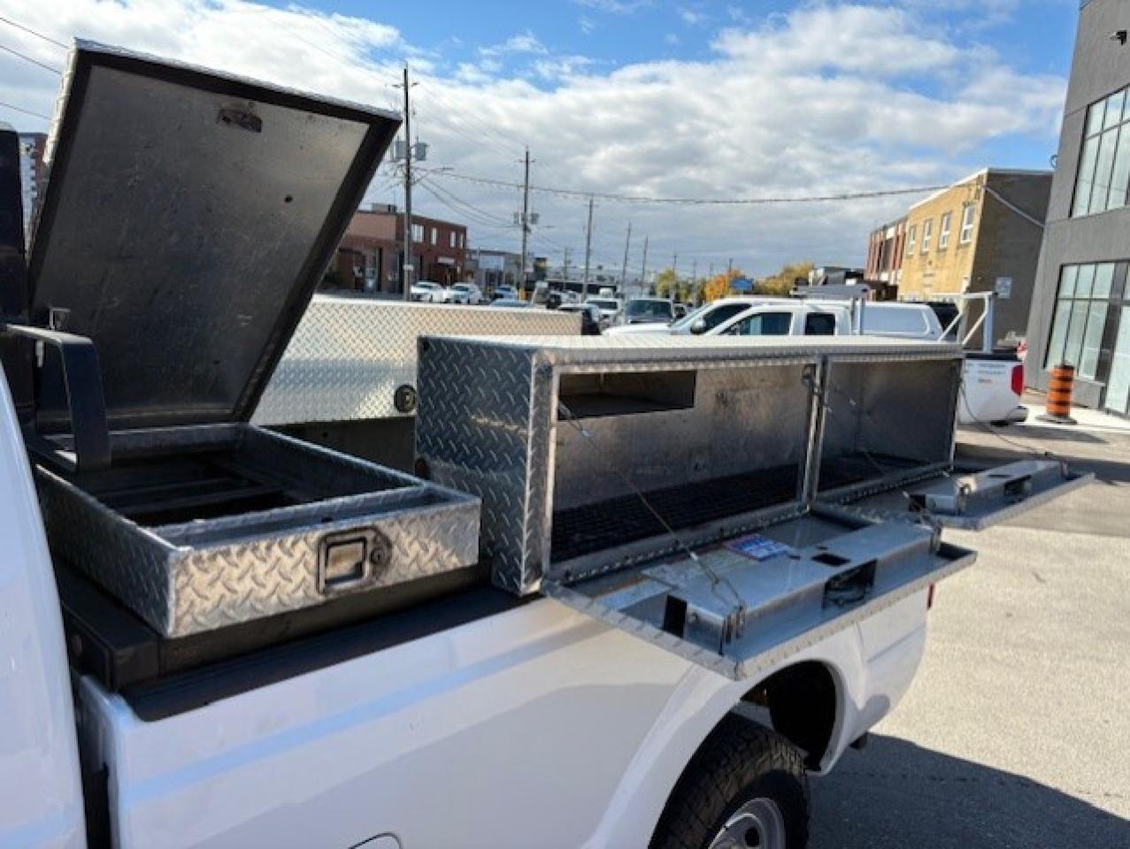 2016 Ford F-250 REGULAR CAB-LONG BOX-P/LIFTGATE-1 OWNER-CERTIFIED! Photo