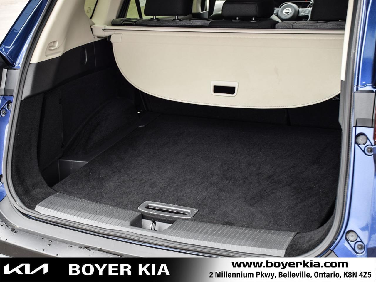 2023 Nissan Rogue SV Moonroof Panoramic Sunroof Photo