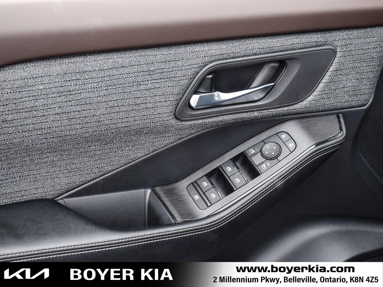 2023 Nissan Rogue SV Moonroof Panoramic Sunroof Photo