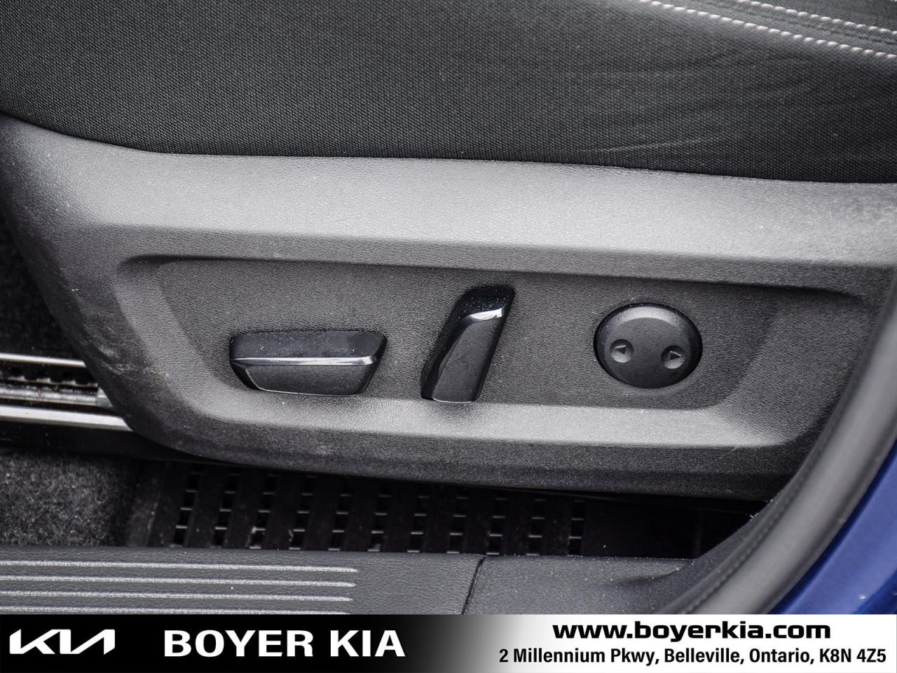 2023 Nissan Rogue SV Moonroof Panoramic Sunroof Photo