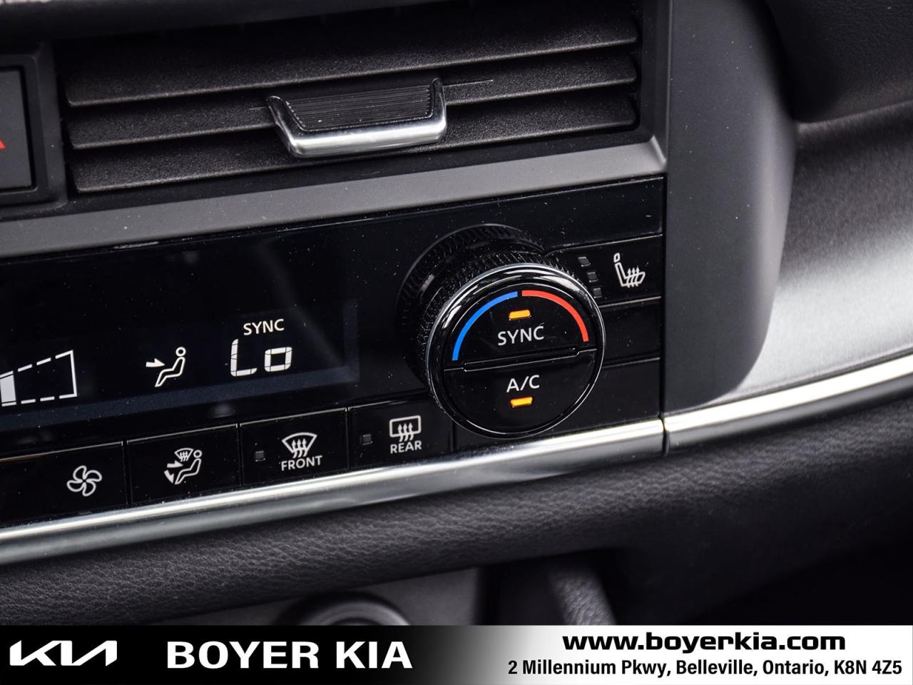 2023 Nissan Rogue SV Moonroof Panoramic Sunroof Photo