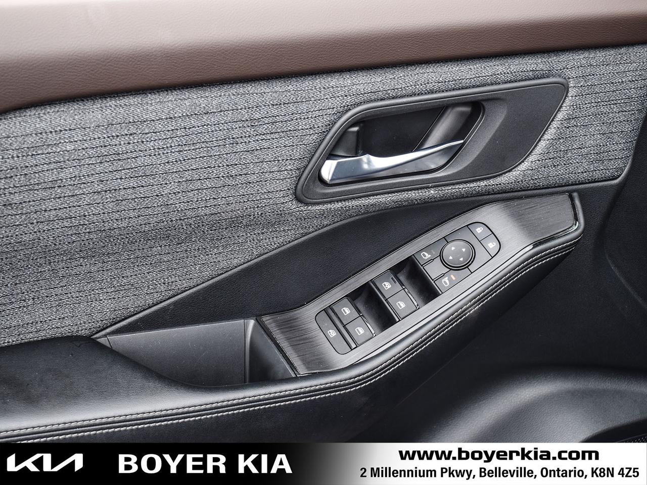 2023 Nissan Rogue SV Moonroof Panoramic Sunroof Photo