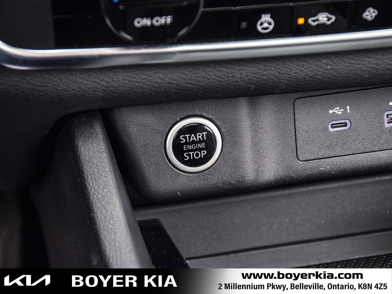 2023 Nissan Rogue SV Moonroof Panoramic Sunroof Photo