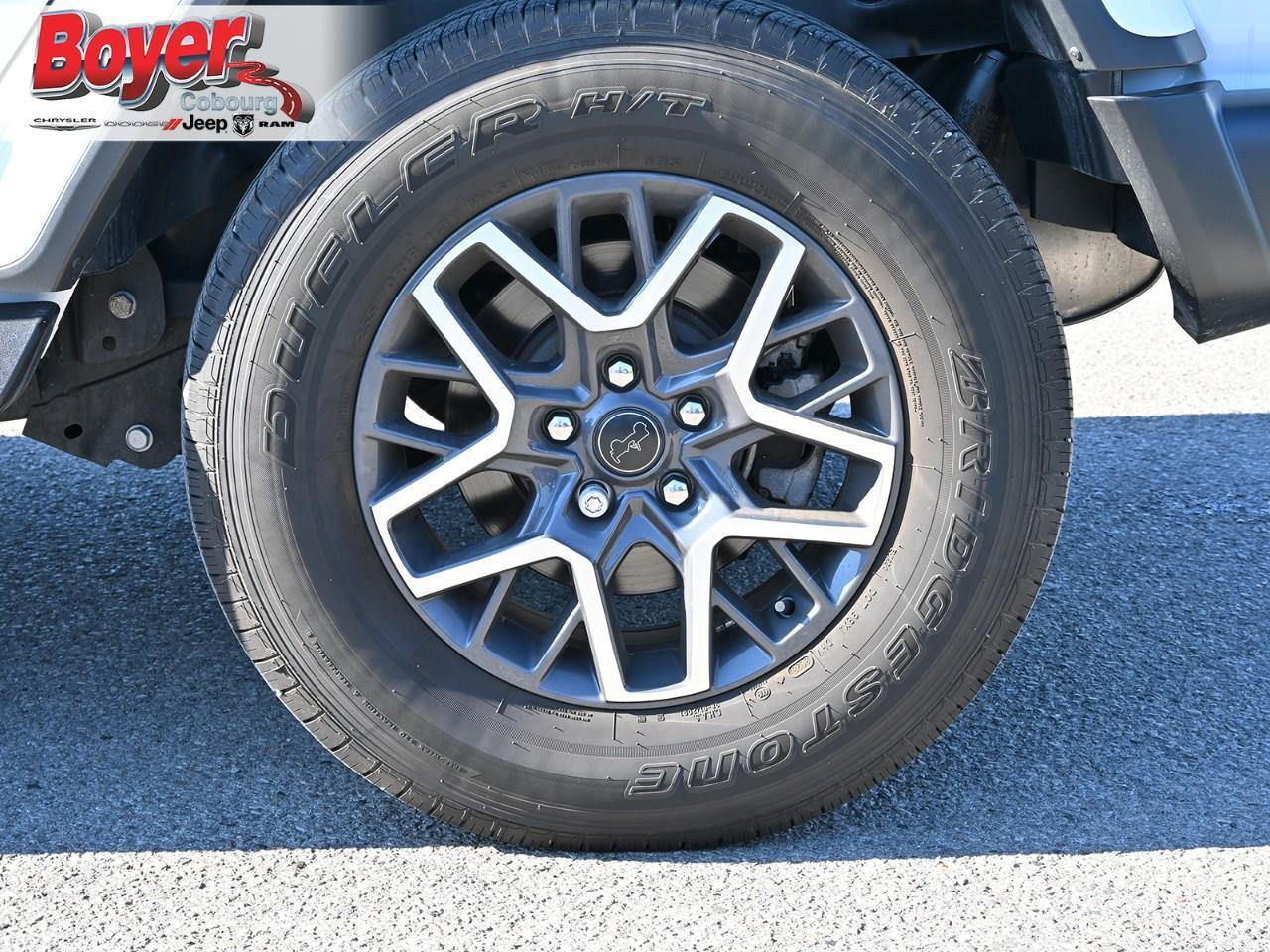 2024 Jeep Wrangler Sahara Photo