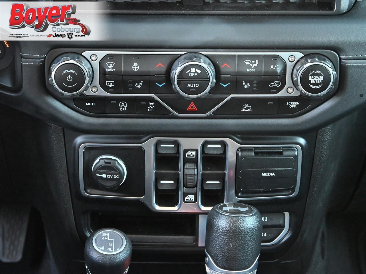 2024 Jeep Wrangler Sahara Photo