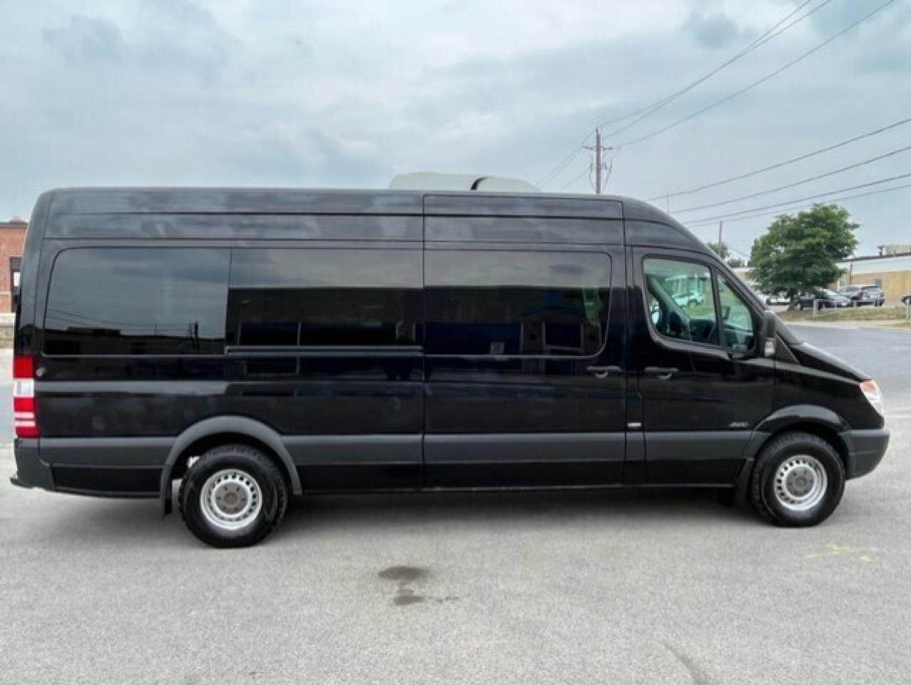 2011 Mercedes-Benz Sprinter Passenger Van 2500 170WB 12 PASSENGER-RAISED ROOF-CAMERA-1 OWNER Photo2