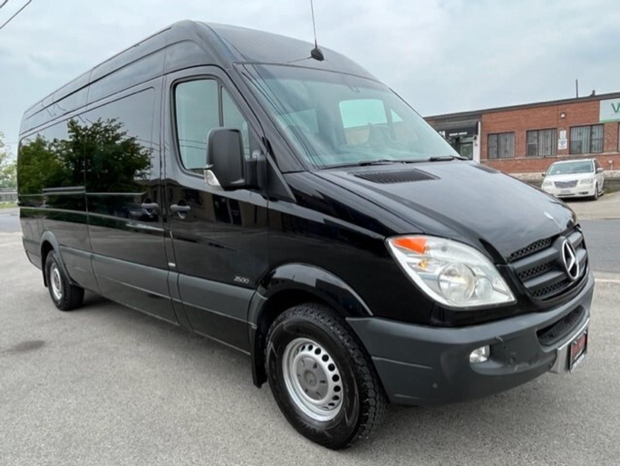 2011 Mercedes-Benz Sprinter Passenger Van 2500 170WB 12 PASSENGER-RAISED ROOF-CAMERA-1 OWNER Photo
