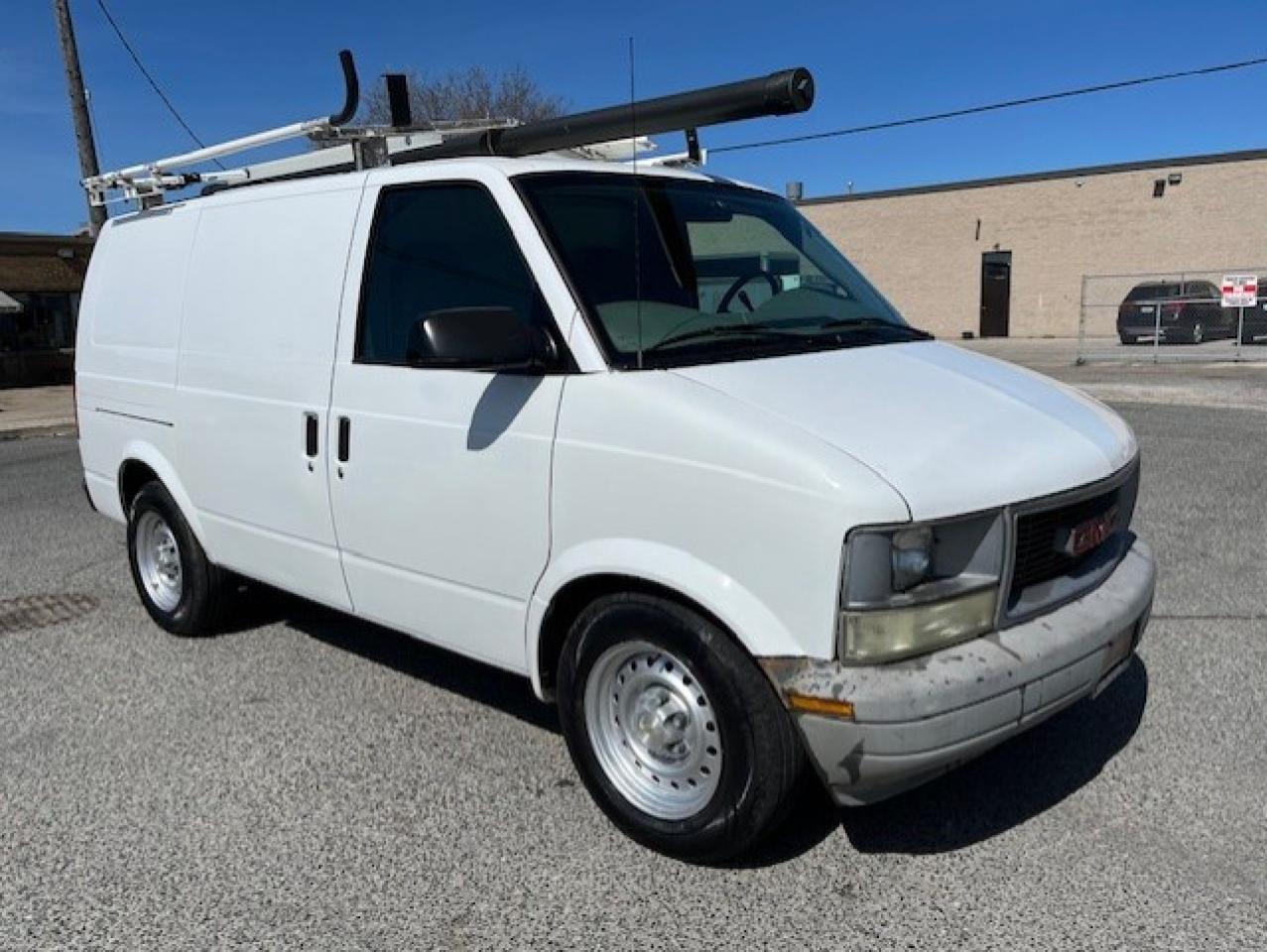 2005 GMC Safari CARGO VAN-LADDER RACKS-DIVIDER-SHELVES-NO WINDOWS Photo