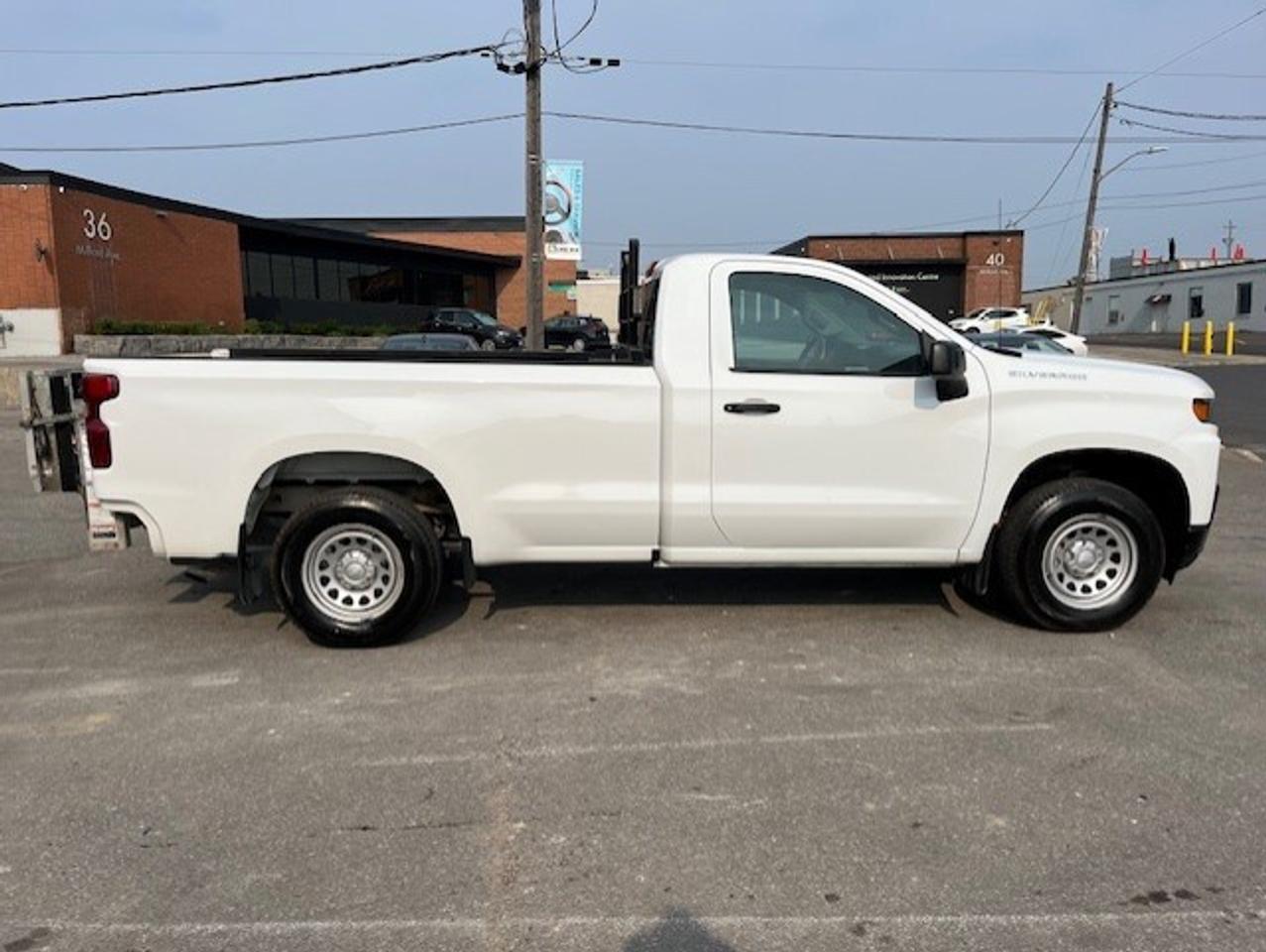 2022 Chevrolet Silverado 1500 LTD 2 DOOR-REGULAR CAB-8 FT LONG BOX-MAXON P/LIFTGATE! Photo