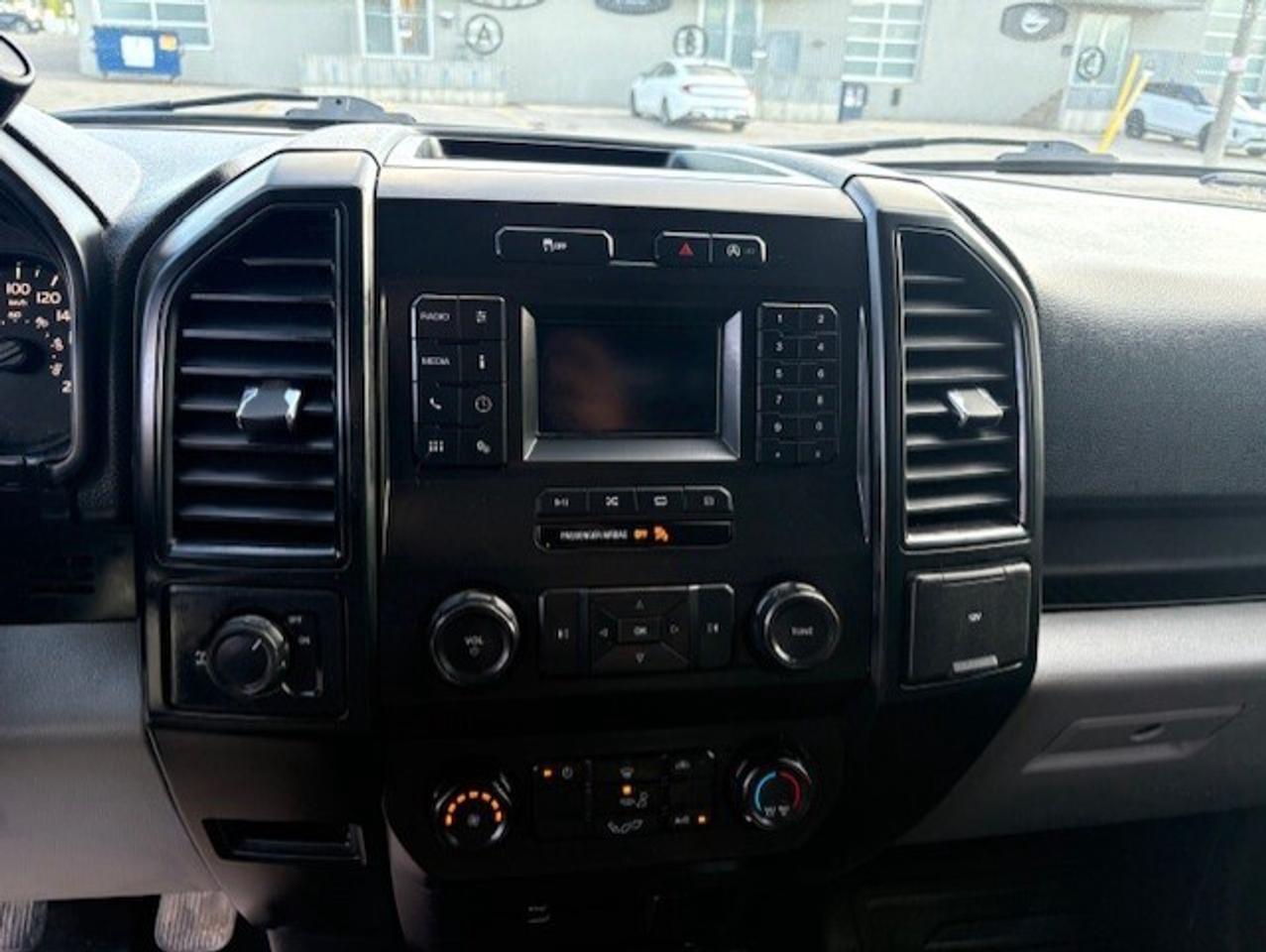 2020 Ford F-150 XL SuperCab 8' Box **CAMERA-TOW PKG-WE FINANCE** Photo