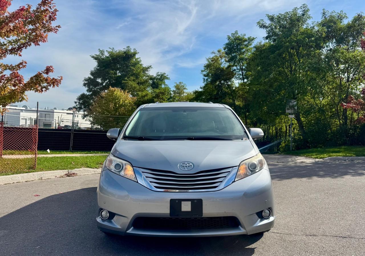 2014 Toyota Sienna XLE LIMITED 7-Pass FWD Certified NoAccidents FullS Photo2