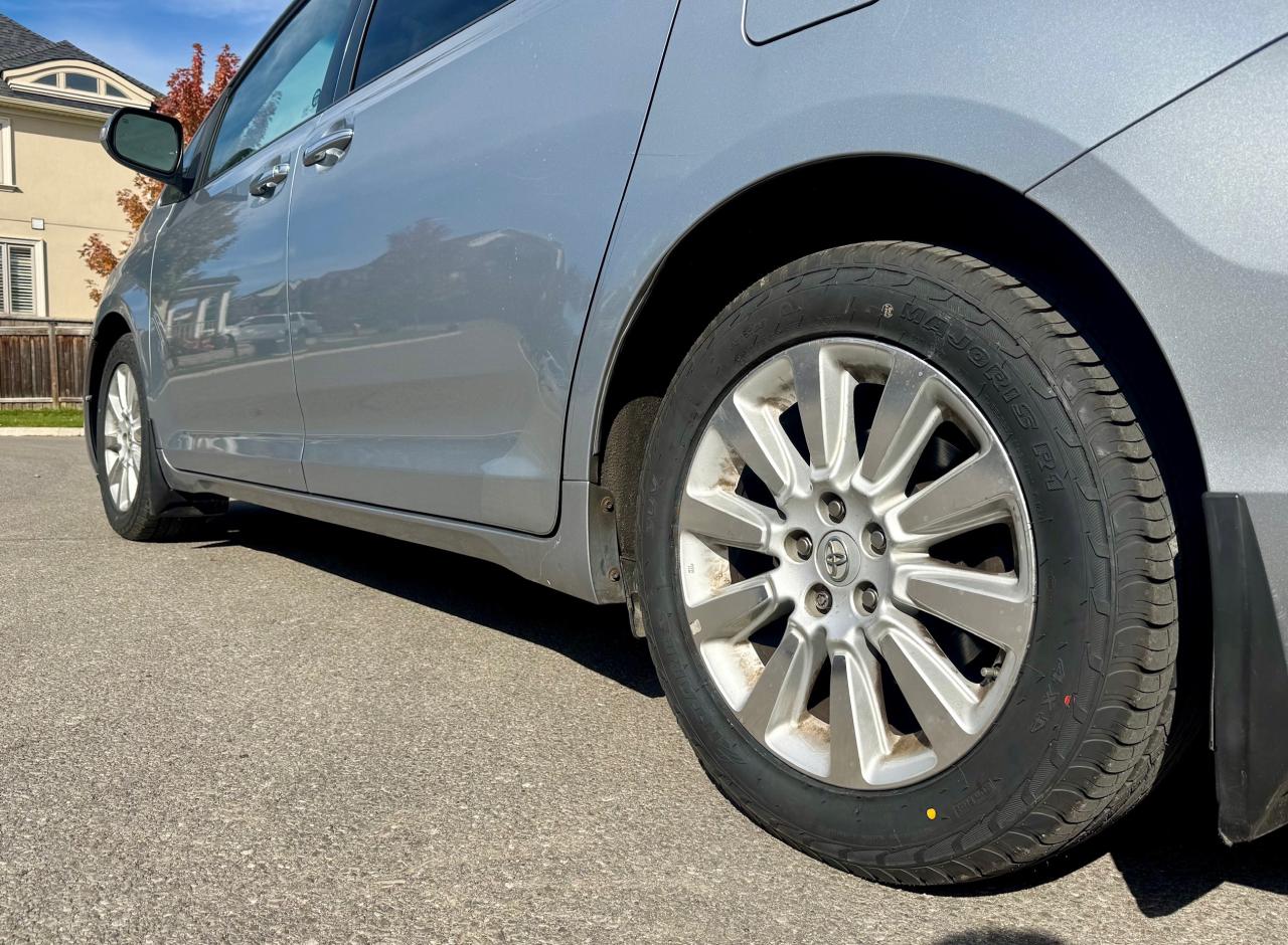 2014 Toyota Sienna XLE LIMITED 7-Pass FWD Certified NoAccidents FullS Photo