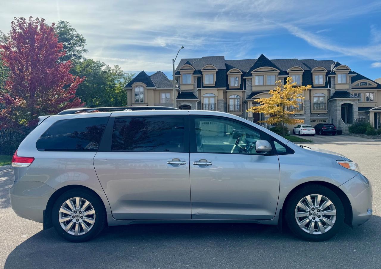 2014 Toyota Sienna XLE LIMITED 7-Pass FWD Certified NoAccidents FullS Photo