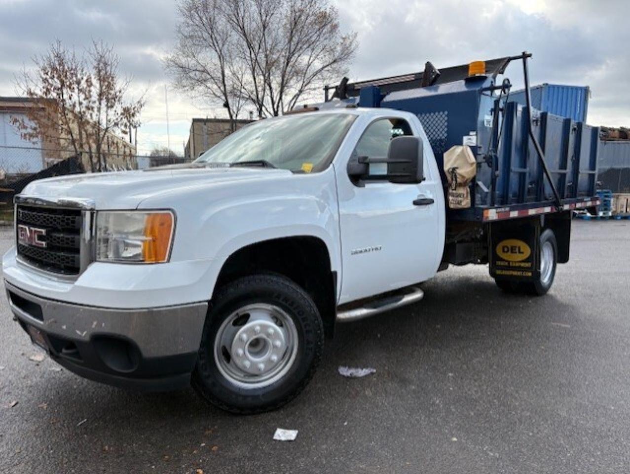 2014 GMC Sierra 3500HD REGULAR CAB **12 FOOT DEL DUMP BOX-ONLY 97,000KM** Photo