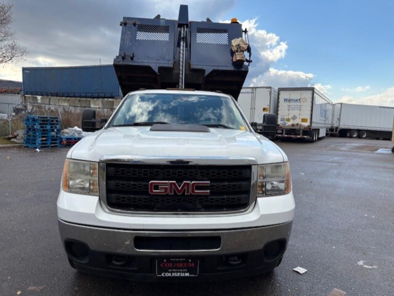 2014 GMC Sierra 3500HD REGULAR CAB **12 FOOT DEL DUMP BOX-ONLY 97,000KM** Photo
