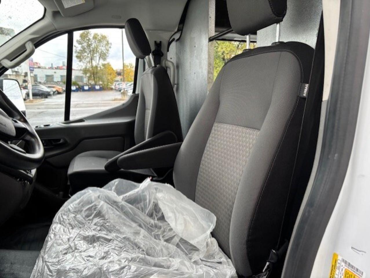 2021 Ford Transit Cargo Van T-150 LOW ROOF **CAMERA-SHELVES-DIVIDER-BLUETOOTH* Photo