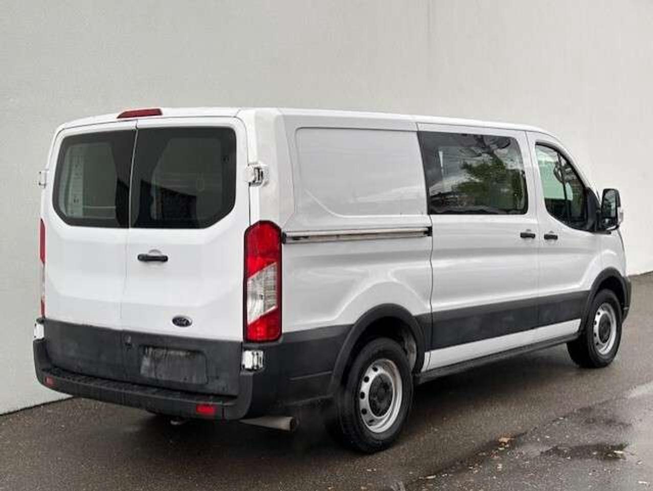 2021 Ford Transit Cargo Van T-150 LOW ROOF **CAMERA-SHELVES-DIVIDER-BLUETOOTH* Photo4