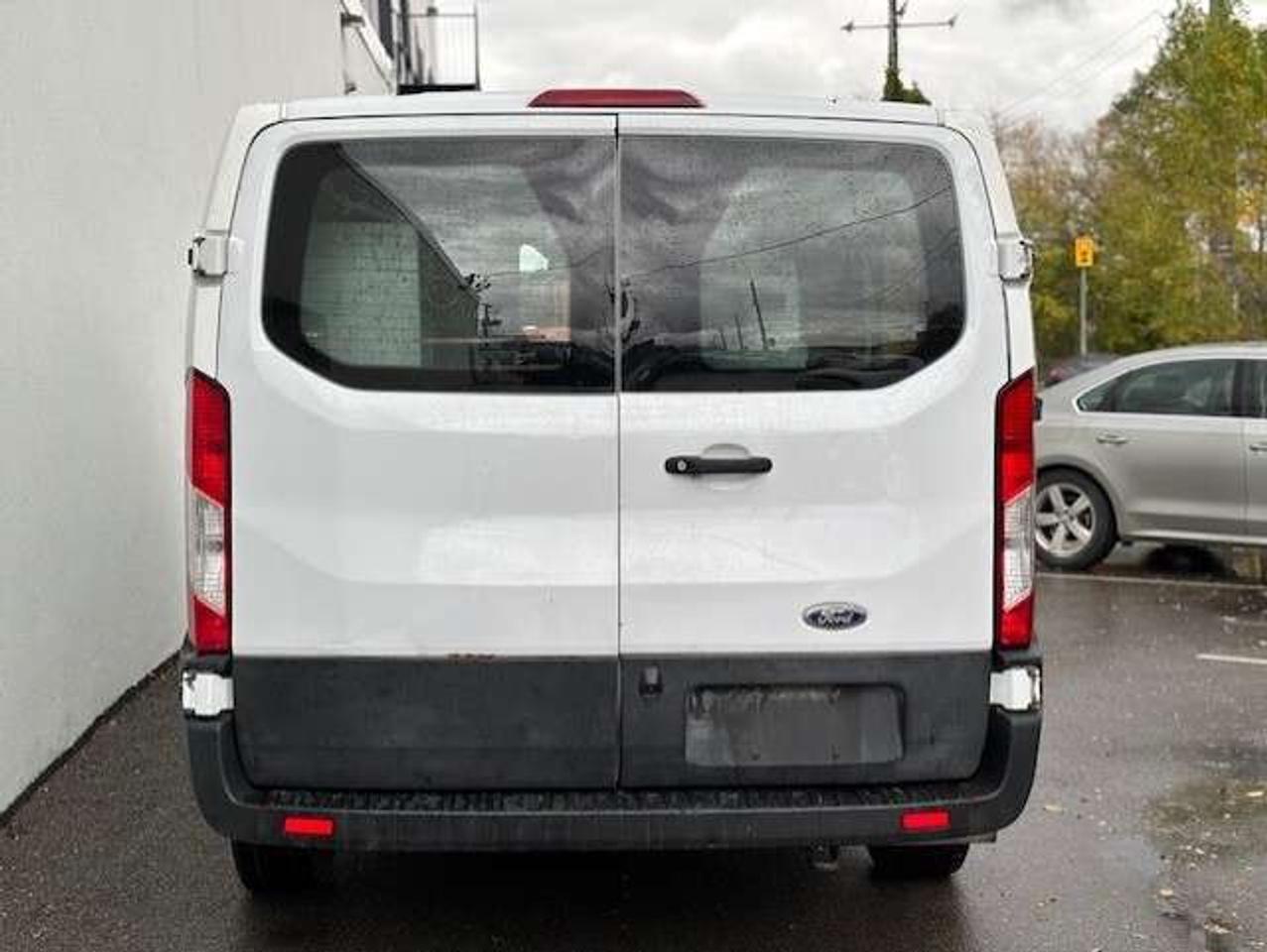 2021 Ford Transit Cargo Van T-150 LOW ROOF **CAMERA-SHELVES-DIVIDER-BLUETOOTH* Photo