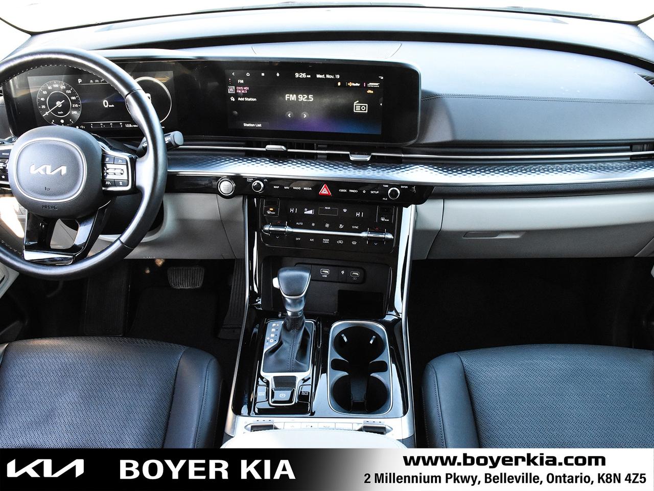 2024 Kia Carnival SX THREE ROW SEATING / SUNROOF Photo