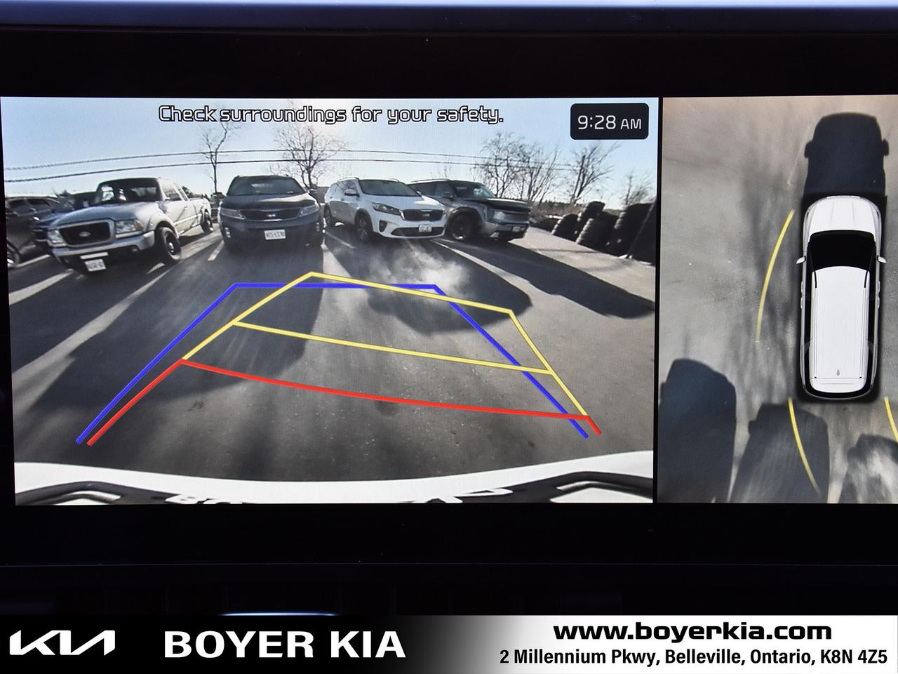 2024 Kia Carnival SX THREE ROW SEATING / SUNROOF Photo