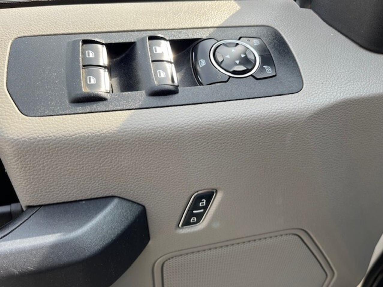 2020 Ford F-150 XL SuperCab 8 FOOT LONG BOX-CAMERA-TOW PKG-FINANCE Photo