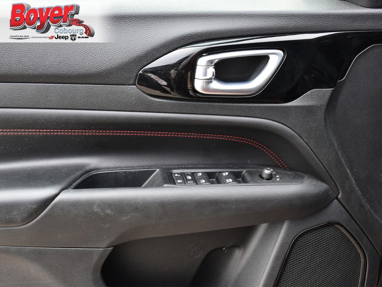 2022 Jeep Compass Trailhawk Photo