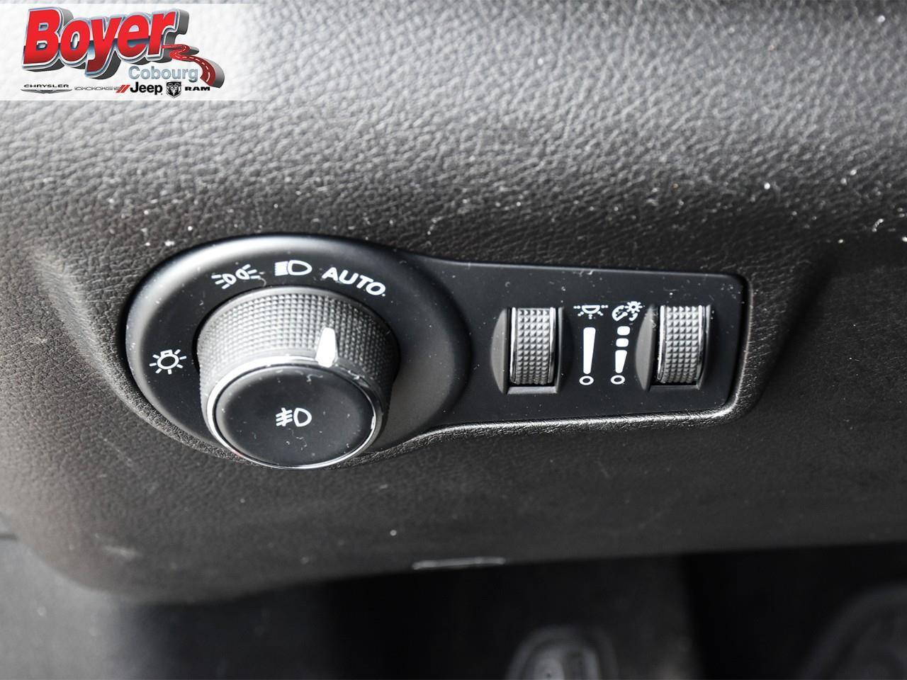 2022 Jeep Compass Trailhawk Photo