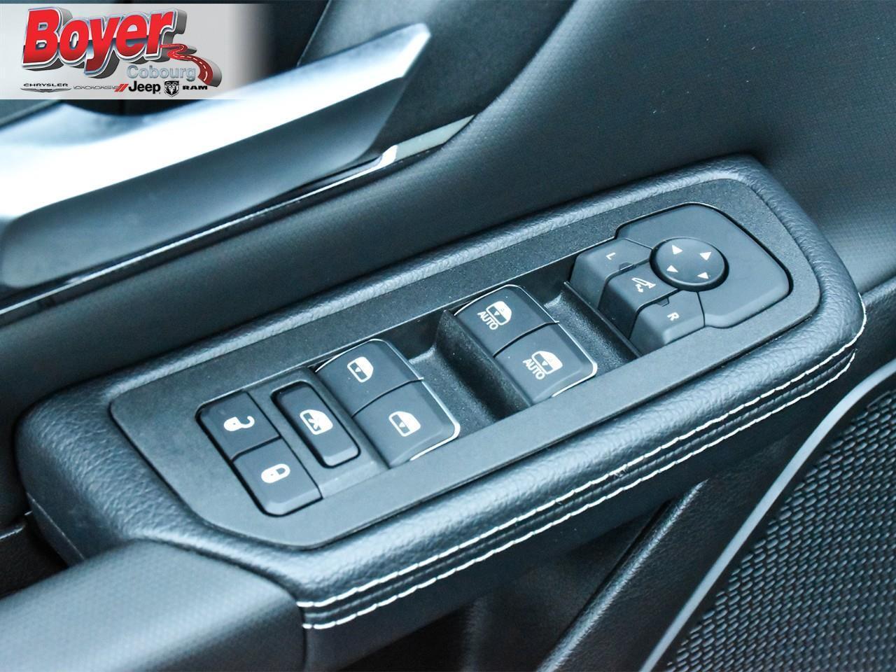 2025 RAM 1500 SPORT Photo