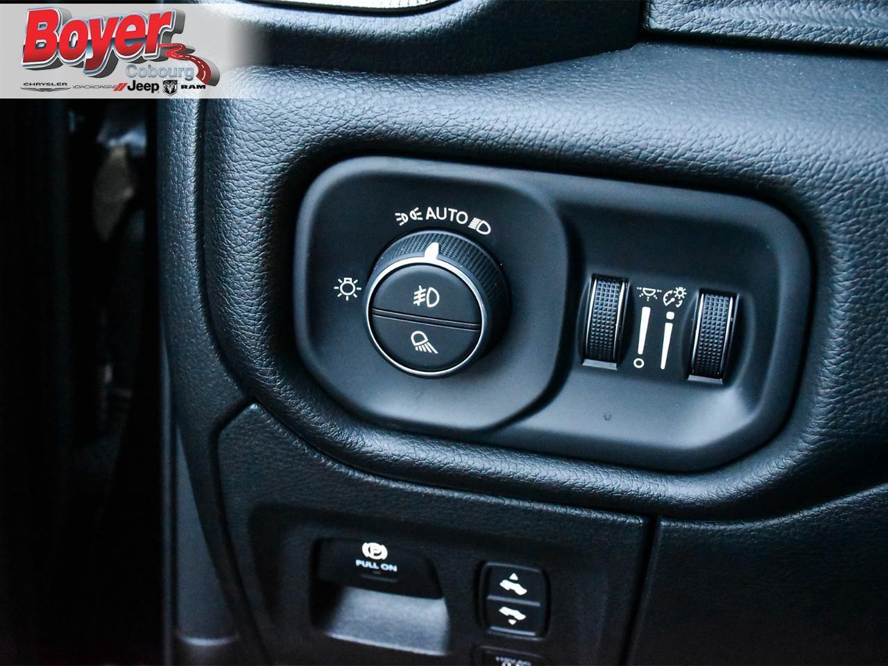 2025 RAM 1500 SPORT Photo