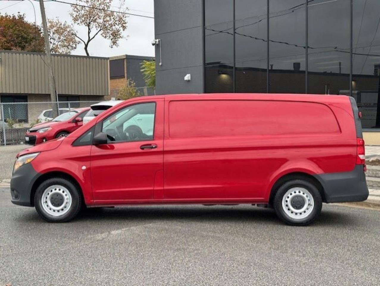 2021 Mercedes-Benz Metris Cargo Van 135 WB-BACK UP CAMERA-BLUETOOTH-NO WINDOWS-CERTIFI Photo