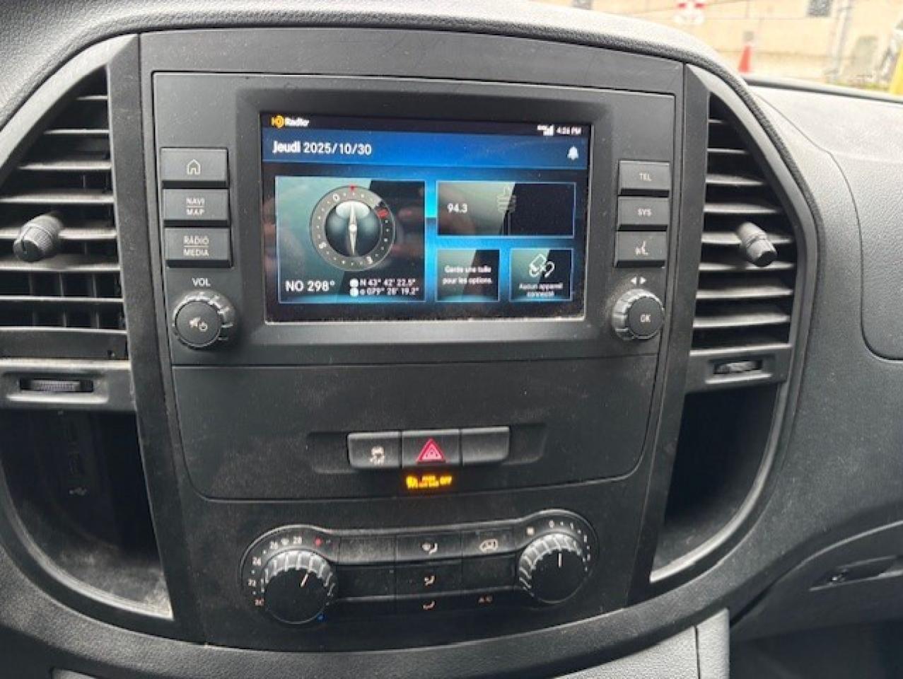 2021 Mercedes-Benz Metris Cargo Van 135 WB-BACK UP CAMERA-BLUETOOTH-NO WINDOWS-CERTIFI Photo