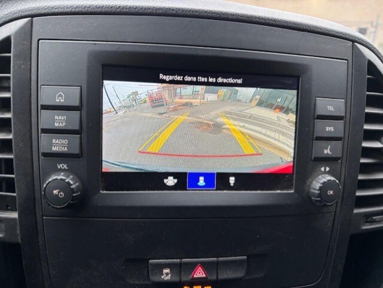 2021 Mercedes-Benz Metris Cargo Van 135 WB-BACK UP CAMERA-BLUETOOTH-NO WINDOWS-CERTIFI Photo