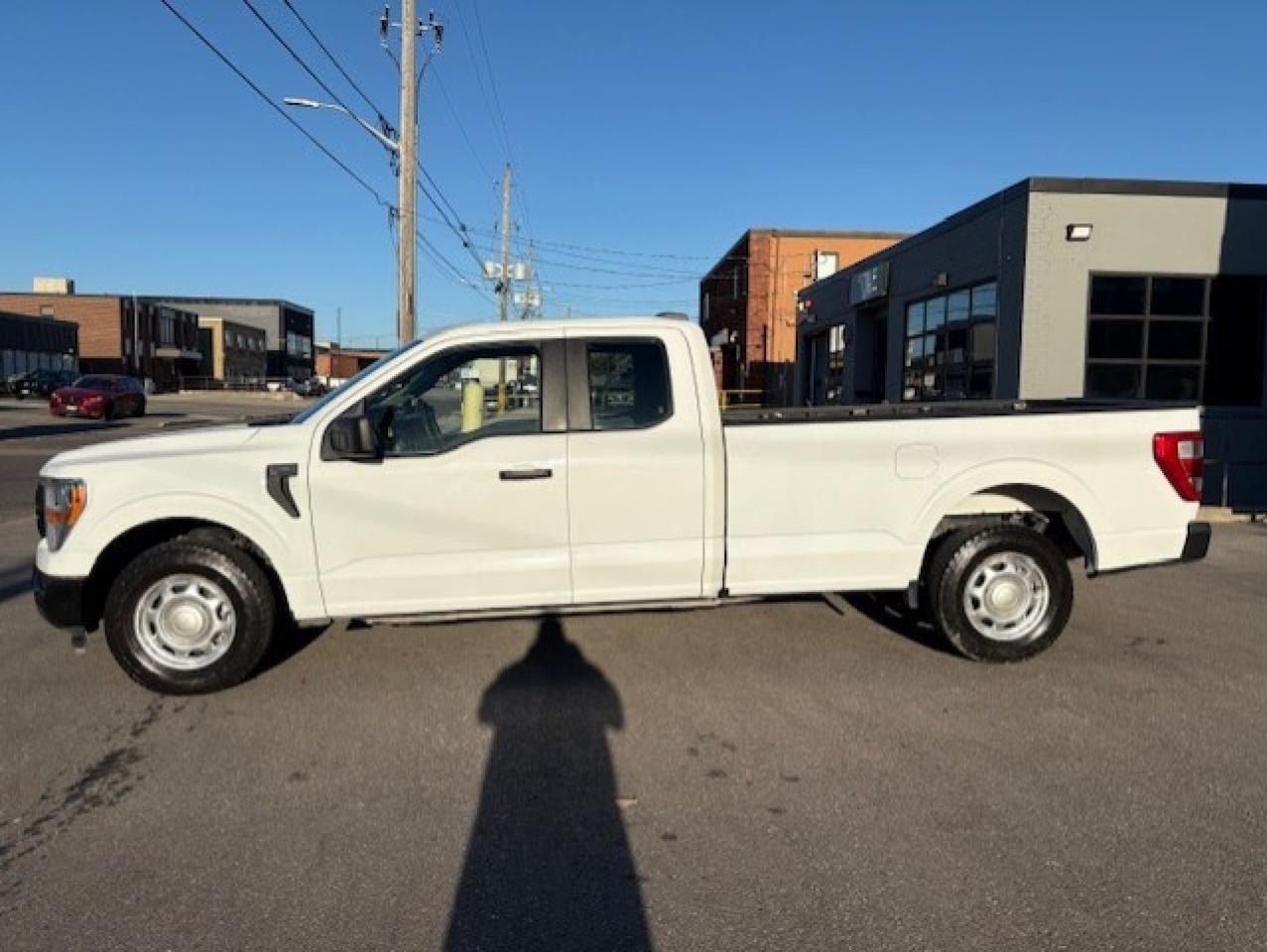 2022 Ford F-150 XL SuperCab 8' Box BEST DEAL IN CANADA-WE FINANCE! Photo