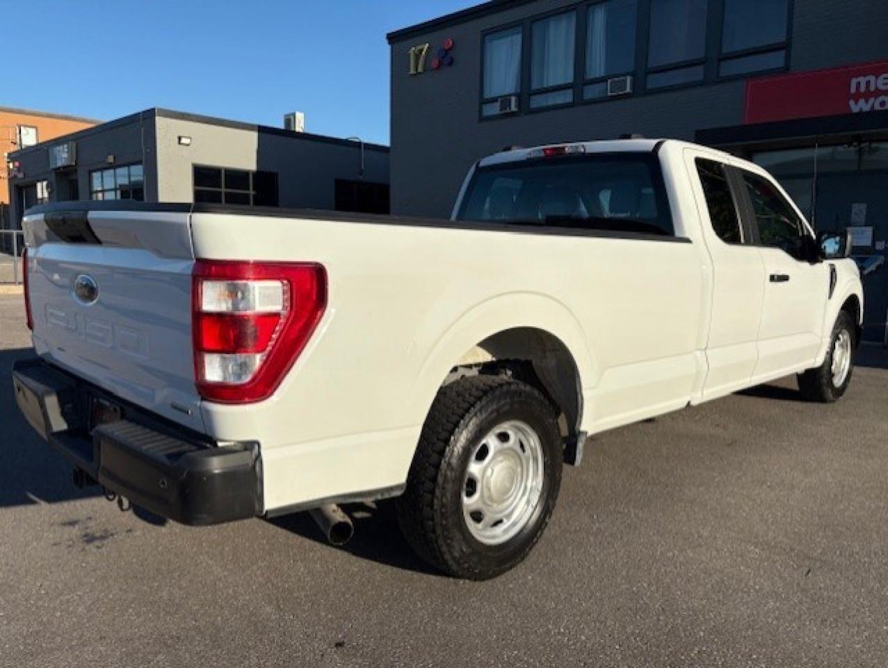 2022 Ford F-150 XL SuperCab 8' Box BEST DEAL IN CANADA-WE FINANCE! Photo