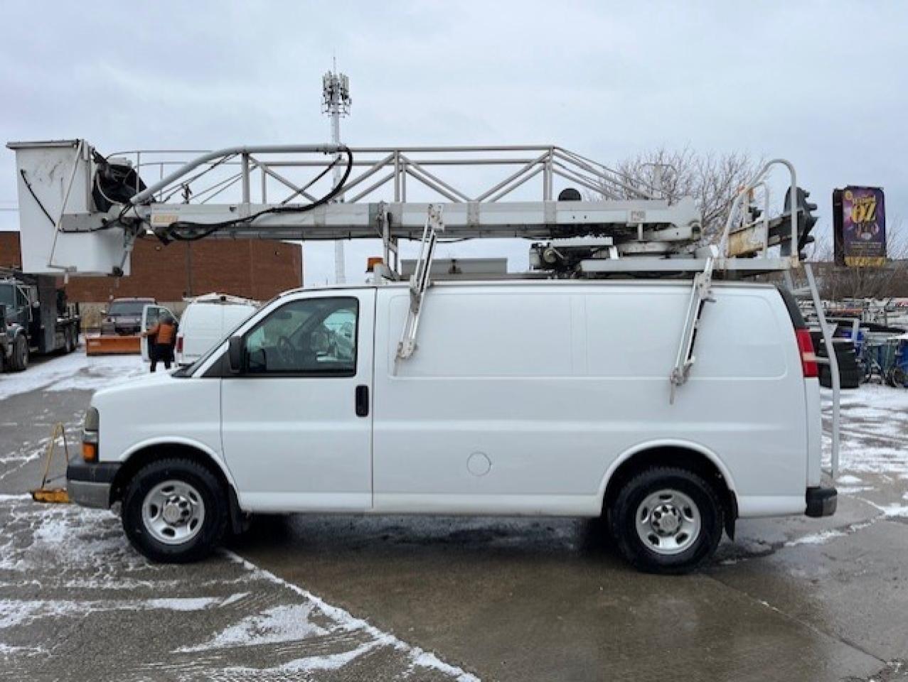2012 Chevrolet Express 3500 BUCKET/BOOM/CHERRY PICKER **TELELIFT CRANE** Photo
