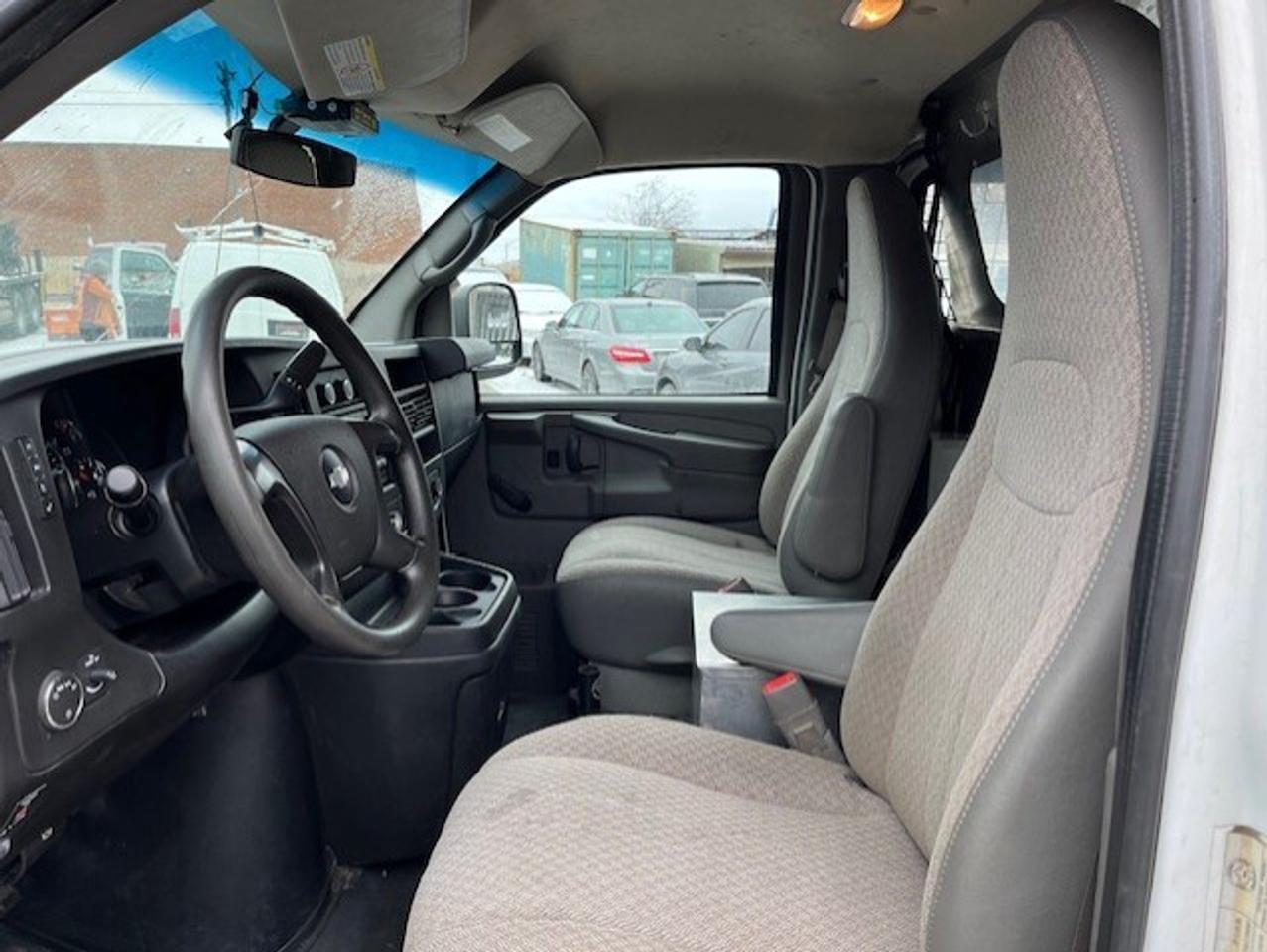 2012 Chevrolet Express 3500 BUCKET/BOOM/CHERRY PICKER **TELELIFT CRANE** Photo